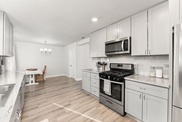 7125 Calvin Dr, Citrus Heights, CA 95621