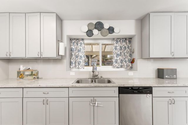 7125 Calvin Dr, Citrus Heights, CA 95621