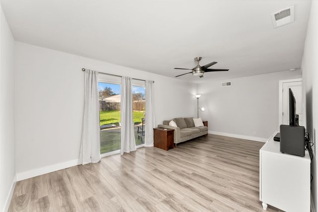 7125 Calvin Dr, Citrus Heights, CA 95621