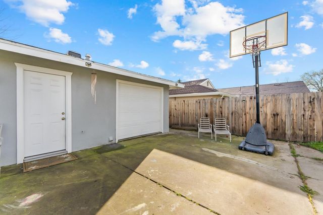 7125 Calvin Dr, Citrus Heights, CA 95621