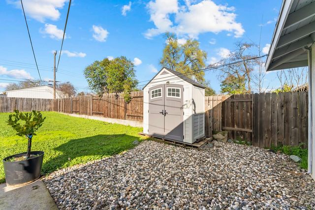 7125 Calvin Dr, Citrus Heights, CA 95621