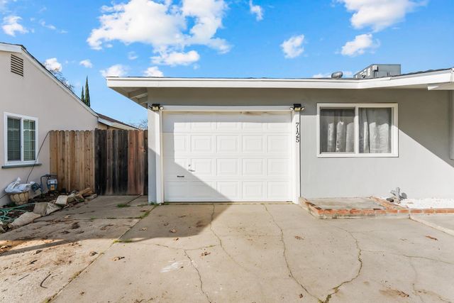 7125 Calvin Dr, Citrus Heights, CA 95621
