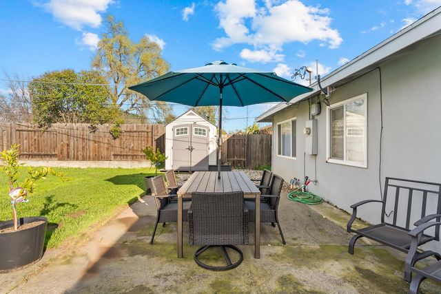 7125 Calvin Dr, Citrus Heights, CA 95621