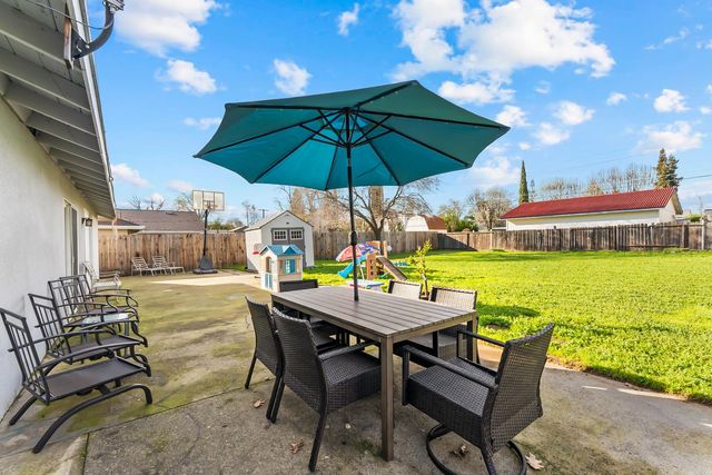 7125 Calvin Dr, Citrus Heights, CA 95621