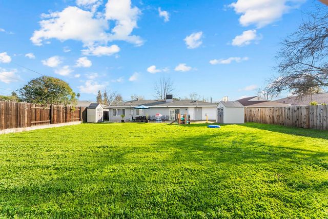 7125 Calvin Dr, Citrus Heights, CA 95621