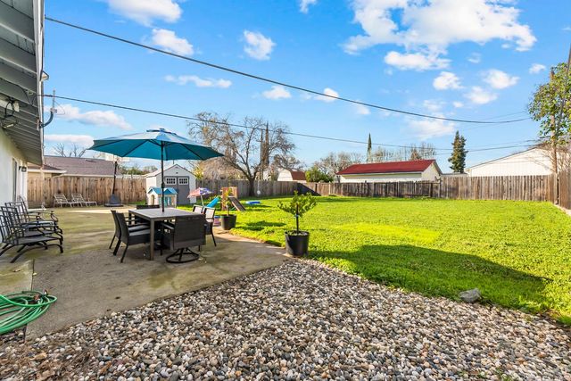 7125 Calvin Dr, Citrus Heights, CA 95621