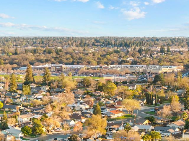 7125 Calvin Dr, Citrus Heights, CA 95621