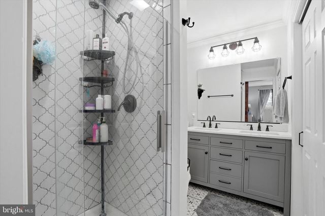 60 ABERNETHY DR, Trenton, NJ 08618