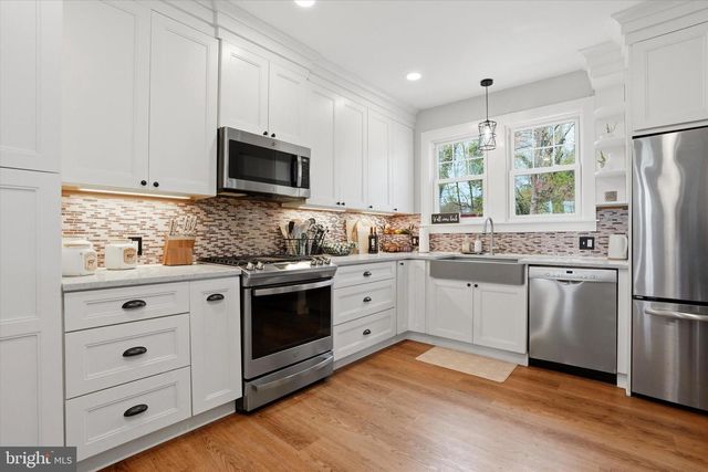 60 ABERNETHY DR, Trenton, NJ 08618