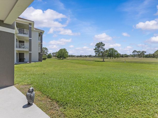 13839 FAIRWAY ISLAND DRIVE 1111, Orlando, FL 32837