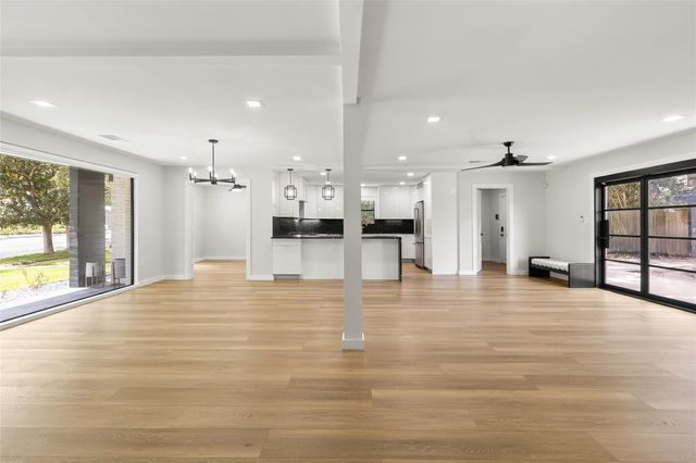 5934 Dumfries Drive Drive, Houston, TX 77096