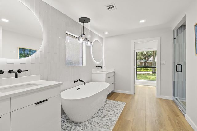 5934 Dumfries Drive Drive, Houston, TX 77096