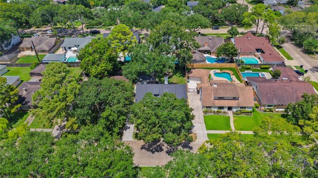 5934 Dumfries Drive Drive, Houston, TX 77096