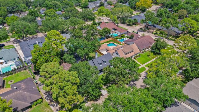 5934 Dumfries Drive Drive, Houston, TX 77096