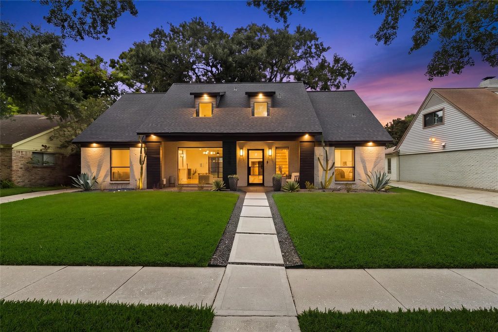 5934 Dumfries Drive Drive, Houston, TX 77096