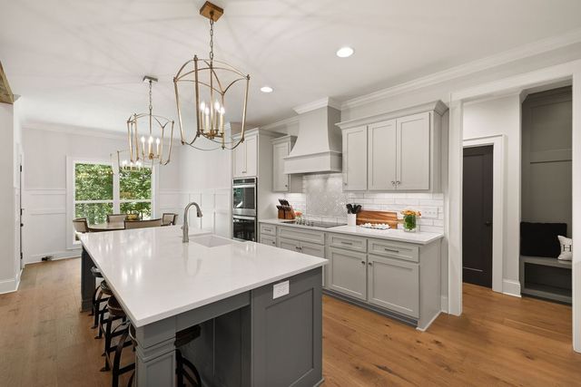 5111 SE Tater Peeler Rd, Lebanon, TN 37090