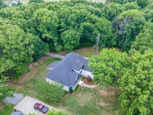 5111 SE Tater Peeler Rd, Lebanon, TN 37090