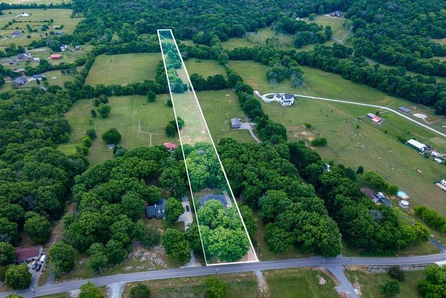5111 SE Tater Peeler Rd, Lebanon, TN 37090