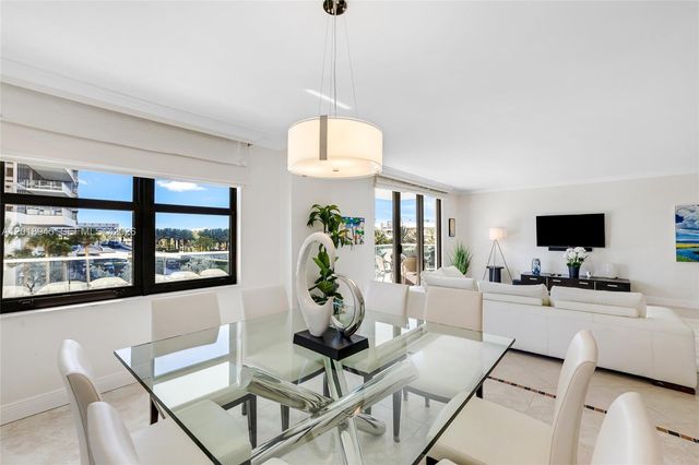 9801 Collins Ave 5S, Bal Harbour, FL 33154