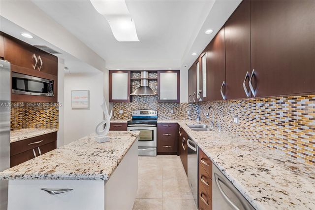 9801 Collins Ave 5S, Bal Harbour, FL 33154