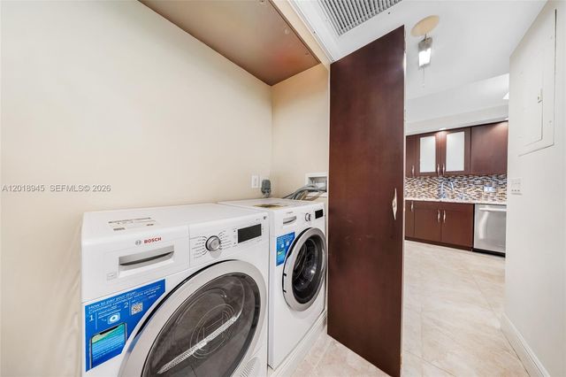 9801 Collins Ave 5S, Bal Harbour, FL 33154