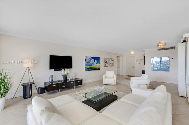 9801 Collins Ave 5S, Bal Harbour, FL 33154