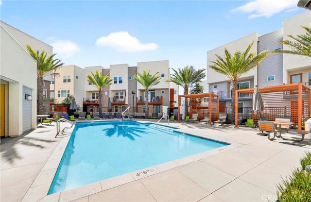 1649 W Lincoln 101, Anaheim, CA 92801