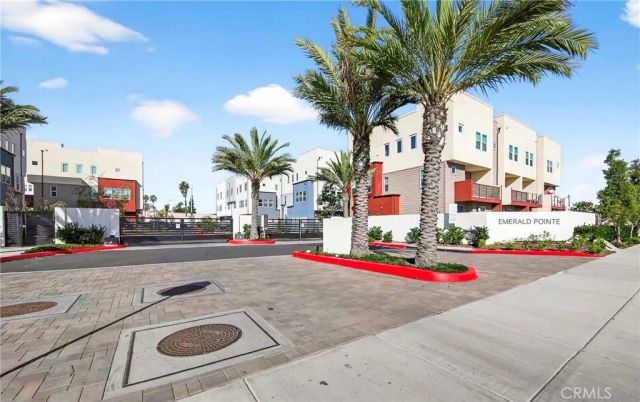 1649 W Lincoln 101, Anaheim, CA 92801