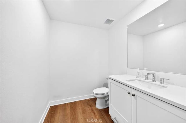 1649 W Lincoln 101, Anaheim, CA 92801