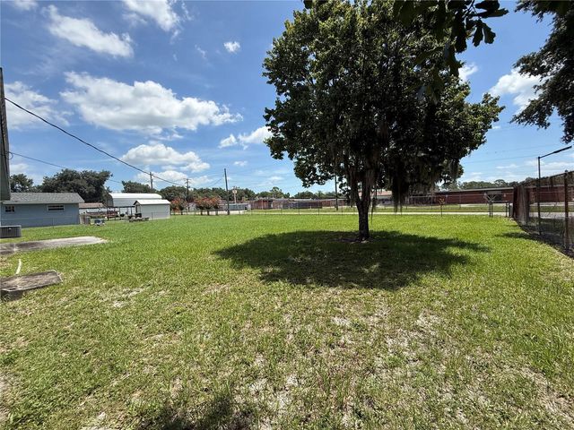 1313 MAGDALENE COURT E, Lakeland, FL 33801
