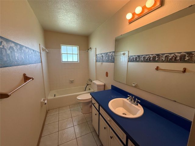 1313 MAGDALENE COURT E, Lakeland, FL 33801