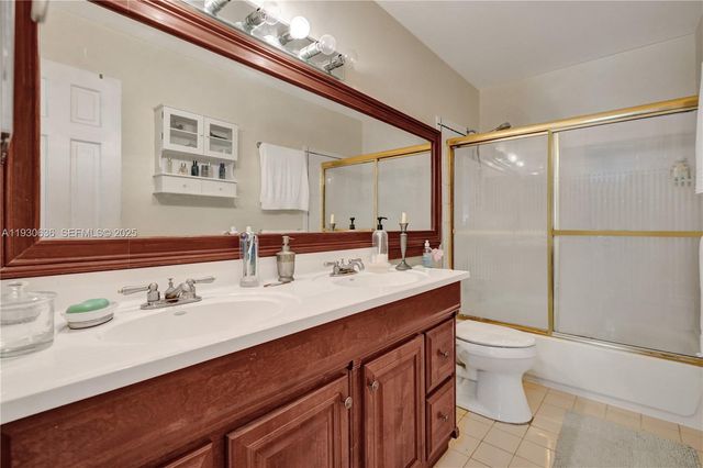 11728 SW 118th Terrace, Miami, FL 33186