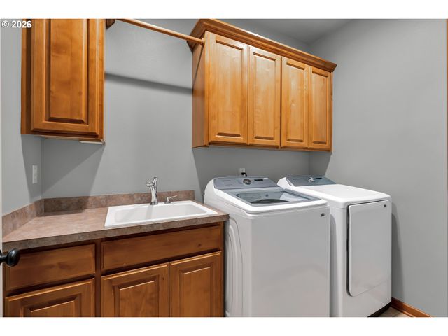 29209 Se HIGHWAY 212, Boring, OR 97009