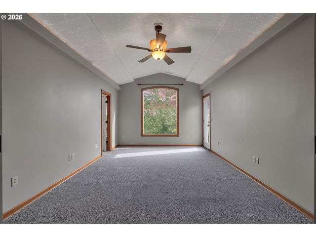 29209 Se HIGHWAY 212, Boring, OR 97009