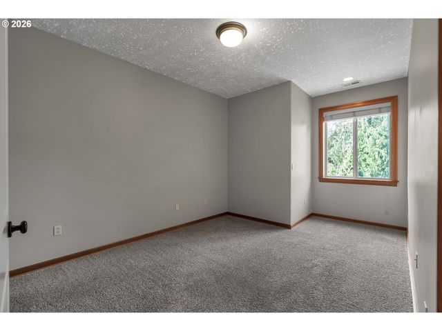 29209 Se HIGHWAY 212, Boring, OR 97009