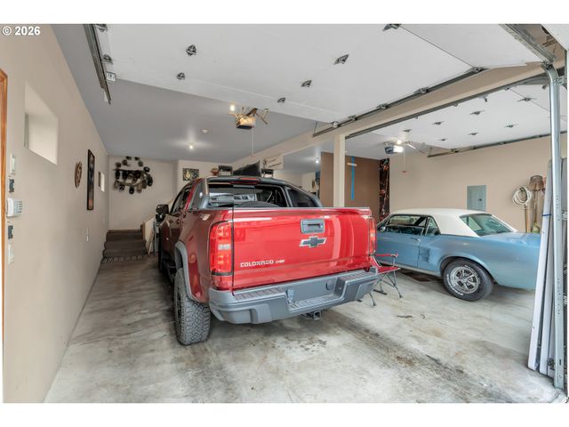 29209 Se HIGHWAY 212, Boring, OR 97009
