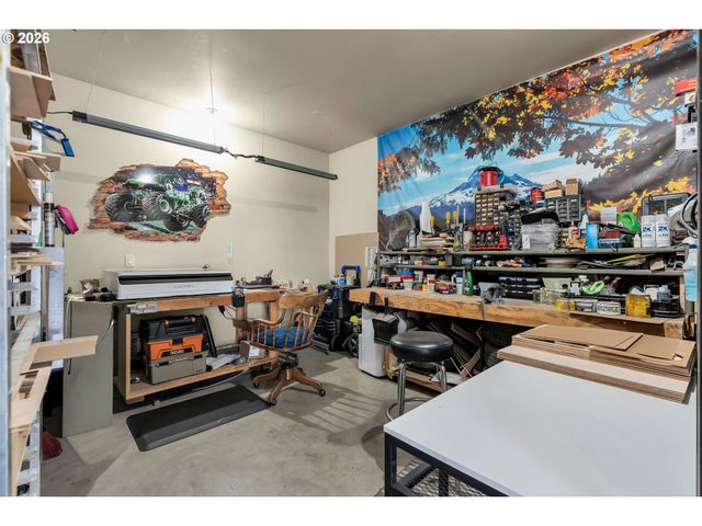 29209 Se HIGHWAY 212, Boring, OR 97009