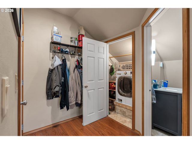 29209 Se HIGHWAY 212, Boring, OR 97009