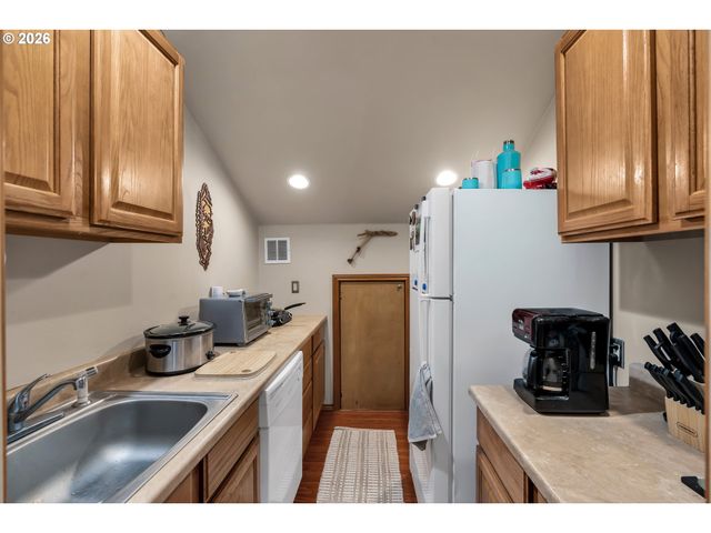 29209 Se HIGHWAY 212, Boring, OR 97009
