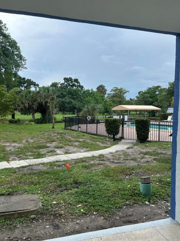 6100 S Falls Cir Drive 105, Lauderhill, FL 33319