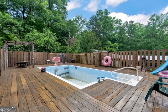 615 Lewis Grindle Road, Dahlonega, GA 30533