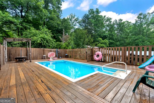 615 Lewis Grindle Road, Dahlonega, GA 30533