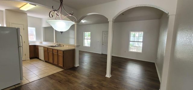 1004 PARK CENTRAL CIRCLE, Groveland, FL 34736