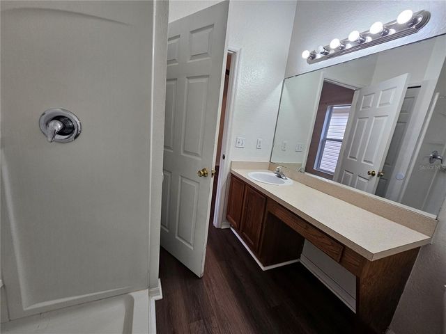 1004 PARK CENTRAL CIRCLE, Groveland, FL 34736