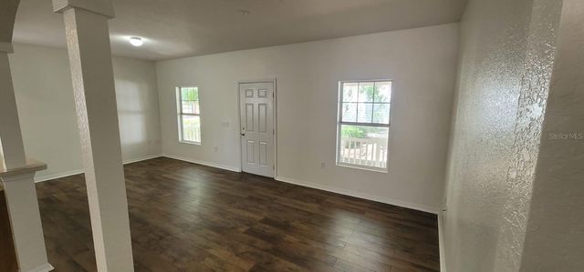 1004 PARK CENTRAL CIRCLE, Groveland, FL 34736