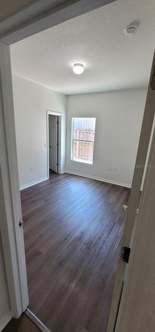 1004 PARK CENTRAL CIRCLE, Groveland, FL 34736