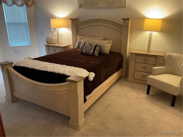 335 W Doerr Path, Hernando, FL 34442