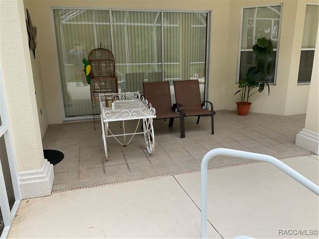 335 W Doerr Path, Hernando, FL 34442