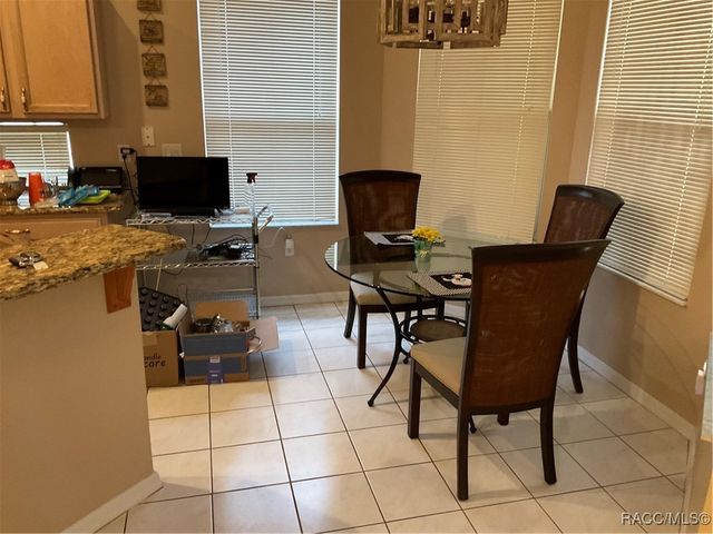 335 W Doerr Path, Hernando, FL 34442