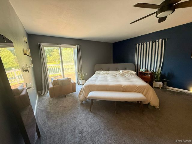 105 Indianhead Road Road, Wakefield, MI 49968